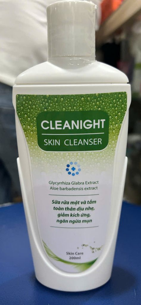 Sữa rửa mặt và tắm toàn thân cleanight skin cleanser 200ml