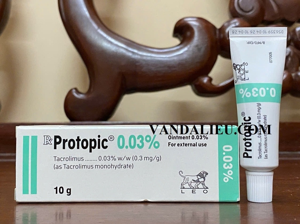 Mỡ bôi ngoài da protopic 0.03% 10g. ( dạng tacrolimus monohydrate )