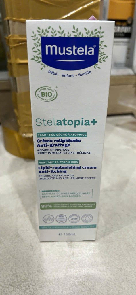 Kem dưỡng da mustela stelatopia+ lipid-replenishing cream 150ml