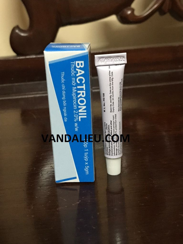 Bactronil oin 5g. điều trị các nhiễm khuẩn da nguyên phát hoặc thứ phát.