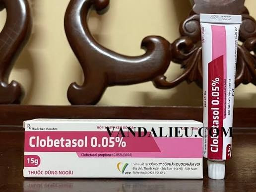 Kem bôi ngoài da clobetasol 0.05%