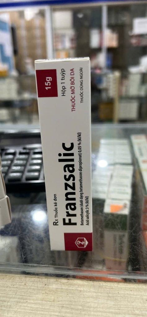 Kem bôi ngoài da franzsalic 15g