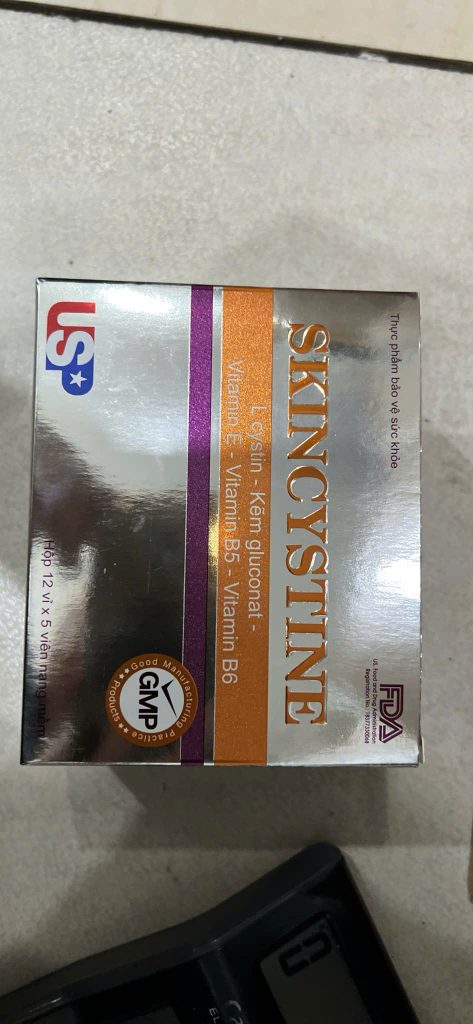Viên uống skincystine (hộp 12 vỉ x 5 viên nang mềm )