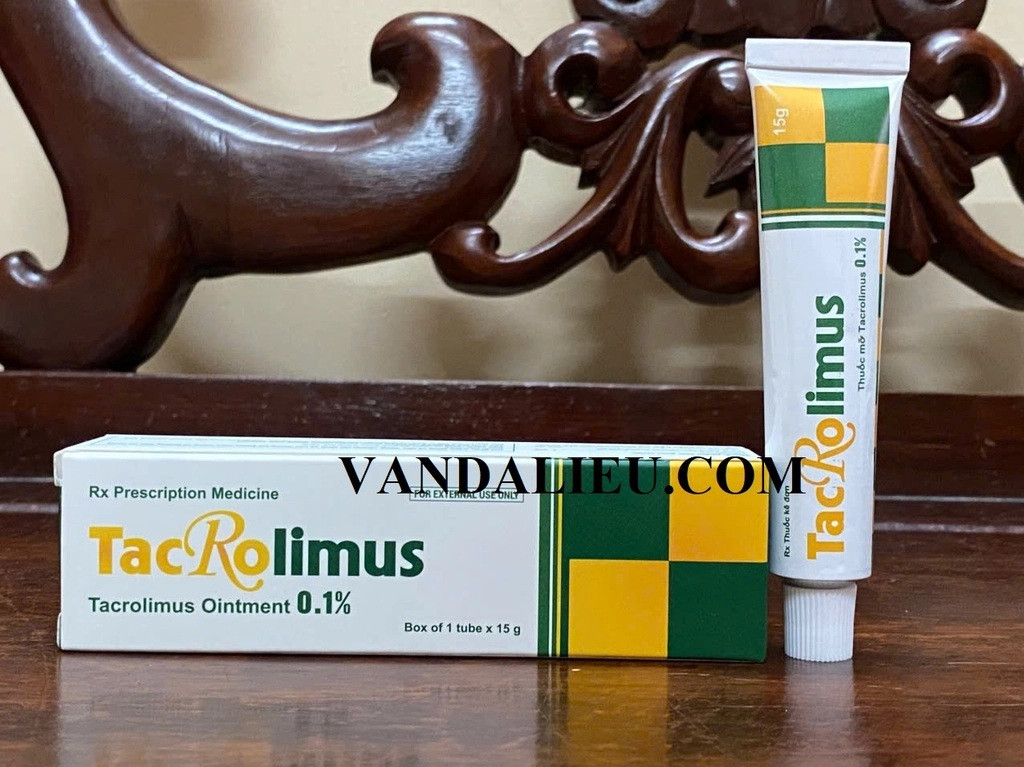 Mỡ bôi da tacrolimus 0.1%-15g
