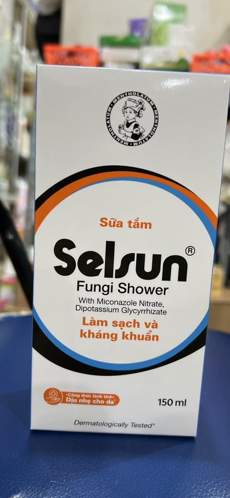 Sữa tắm selsun fungi shower 150ml.
