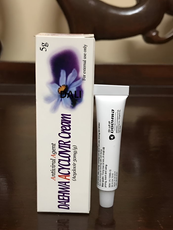Kem bôi ngoài da daehwa acyclovir cream 5g
